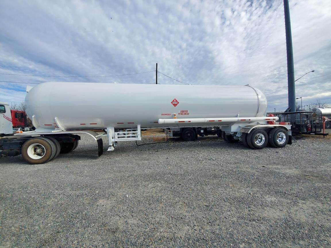 Buy 11600 GALLON Industrial Gas Tank Trailer Online MC-331 LPG LIQUID TANKER IN STOCK - Image 5