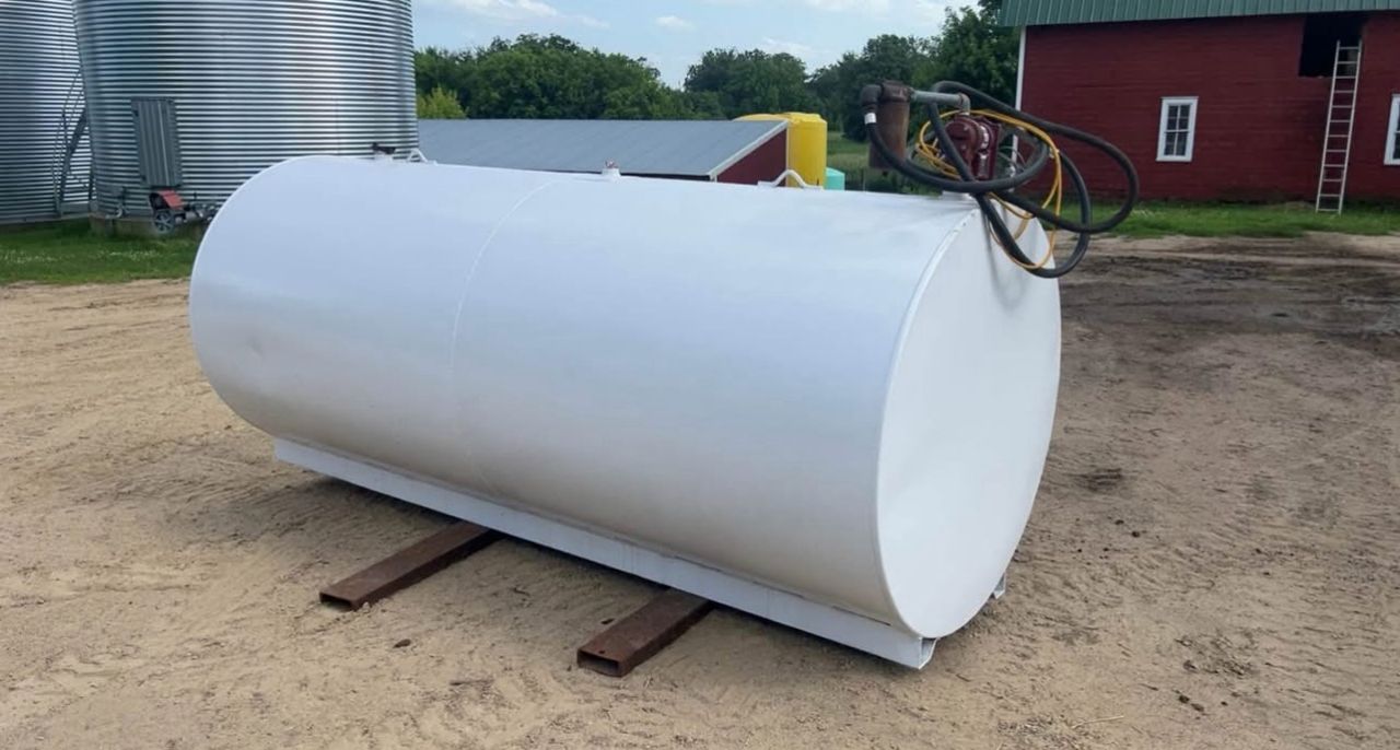 Newberry UL 142 Single Wall Skid Tank – 1000 Gallon Fuel Tank - Image 4